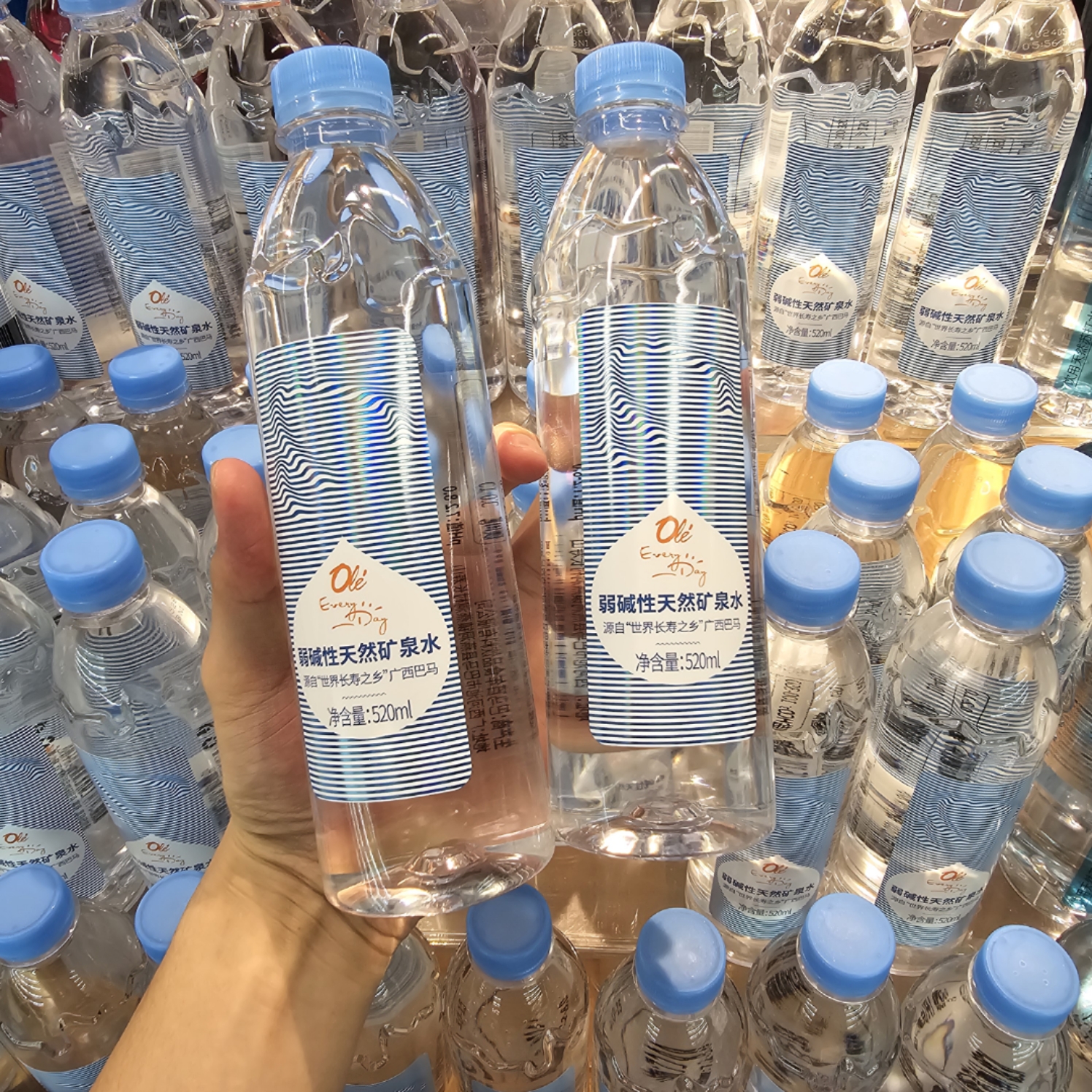 ole进口超市弱碱性天然矿泉水520ml*2 520ml*12