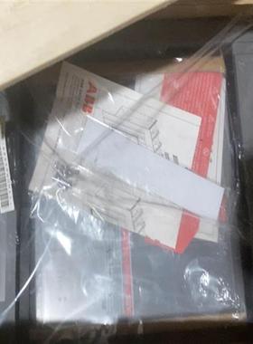 议价全新ABB断路器 T7D1000M FF 3P-HR002