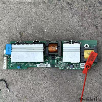 议价伟肯变频器NXS-NXP系55-75-90KW通风机扇电源板空板PC00411F