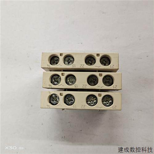 议价施耐德原装全新进口捷克电动机GV2断路器辅助触头GVAE11   GV