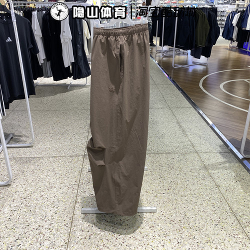 阿迪达斯三叶草男裤2025新款运动训练跑步休闲梭织直筒长裤KD4296