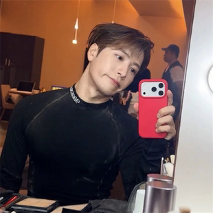 恩王 明星王嘉尔赵露思同款苹果17promax手机壳适用iPhoneAir液态硅胶16pro新年款红色15/14全包防摔13pro软