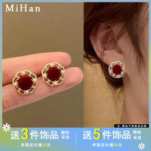 耳饰女4443 S925银针复古宫廷风耳钉简约镂空珍珠耳环2021年新潮款