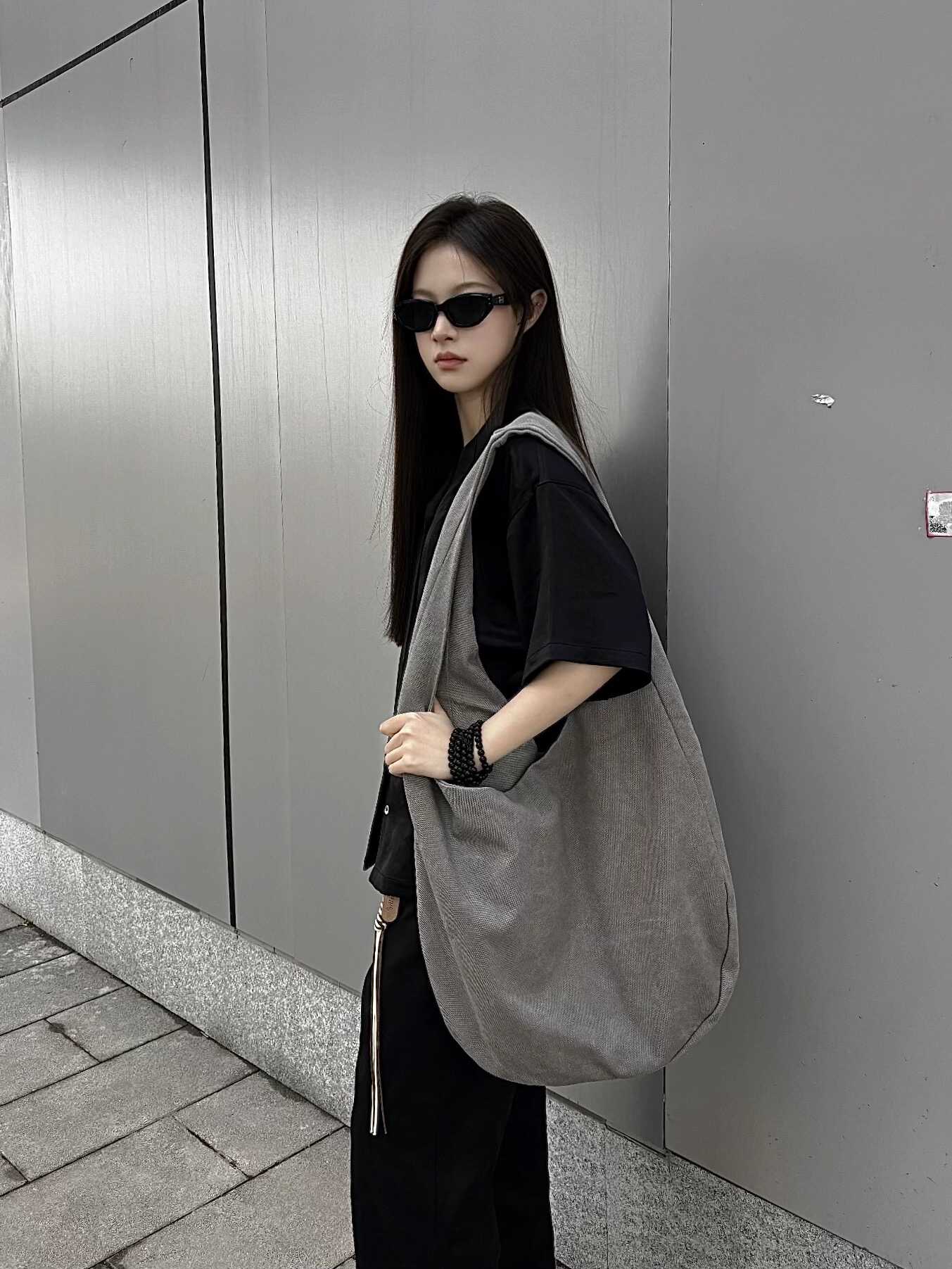 挎包无链米色超大流浪米色帆布