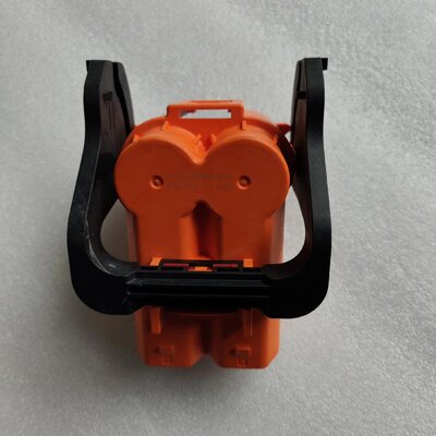 议价安费诺HVSL120008B195S3 连接器。一共四个可维修