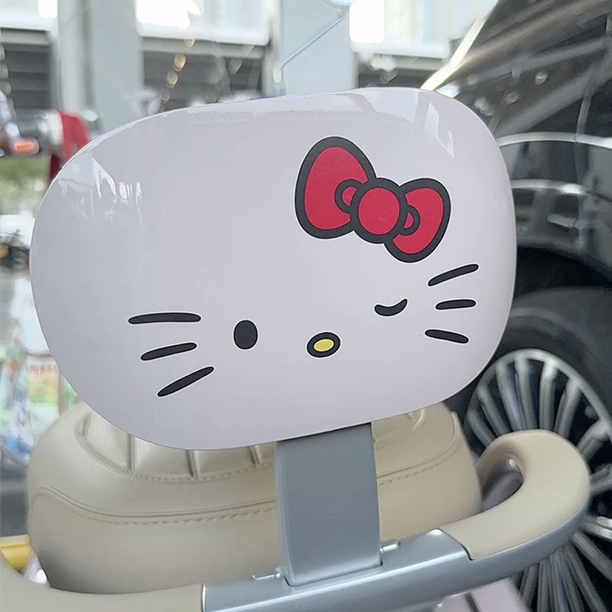 可爱凯蒂猫表情卡通电动车摩托车装饰贴纸Hellokitty创意个性贴画图片