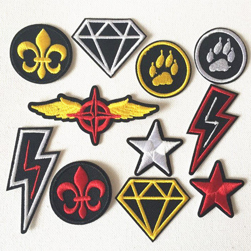 贴布贴花衣服装饰贴钻石闪电翅膀五星星熊出没脚印徽章臂章标志贴