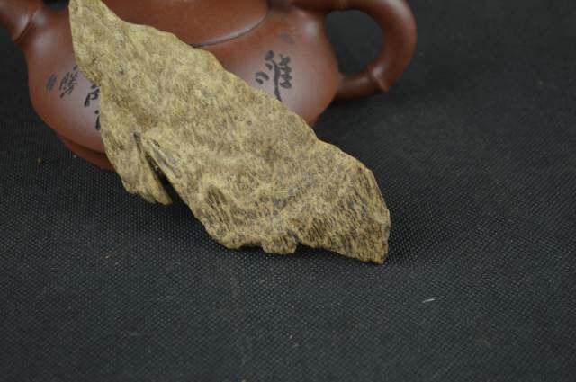 鸿郝睿工越南惠安倒架沉香原木手把件香薰料雕刻把玩香道收藏艺术