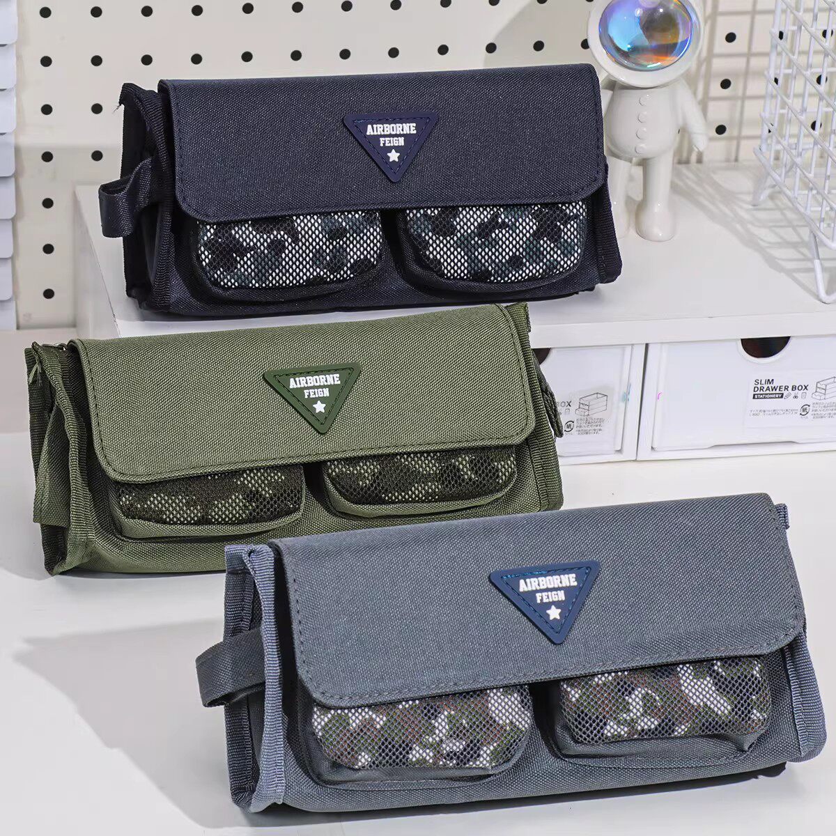 男生复古迷彩守护者简约笔袋帅气防摔男孩2026新款大容量文具盒小学初中生铅笔盒收纳袋中高颜值铅笔收纳包