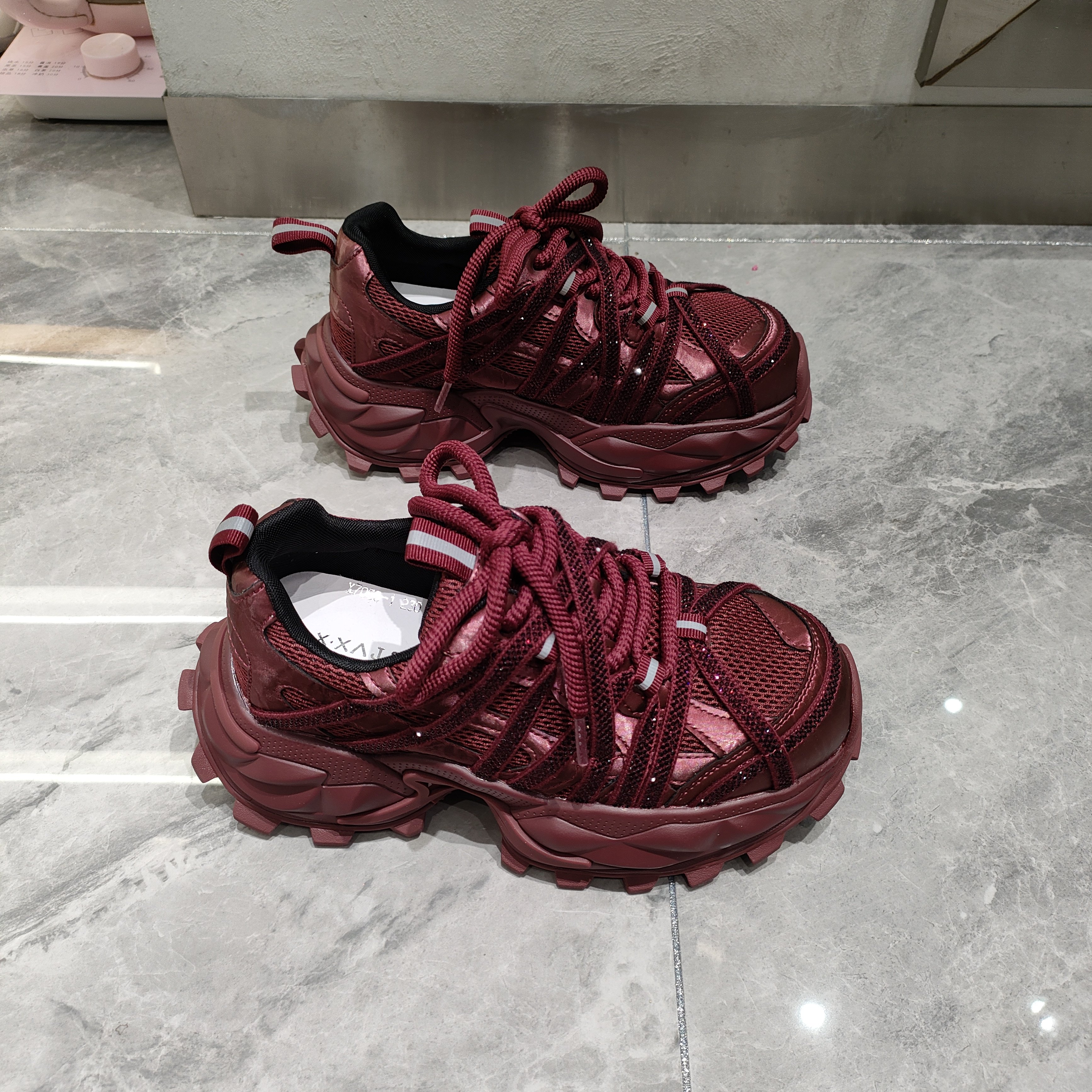 欧洲站轮胎底水钻厚底老爹鞋女鞋2026新款百搭防滑系带休闲运动鞋,女鞋,老爹鞋,淘宝优惠券,粉丝福利购,淘宝优惠卷