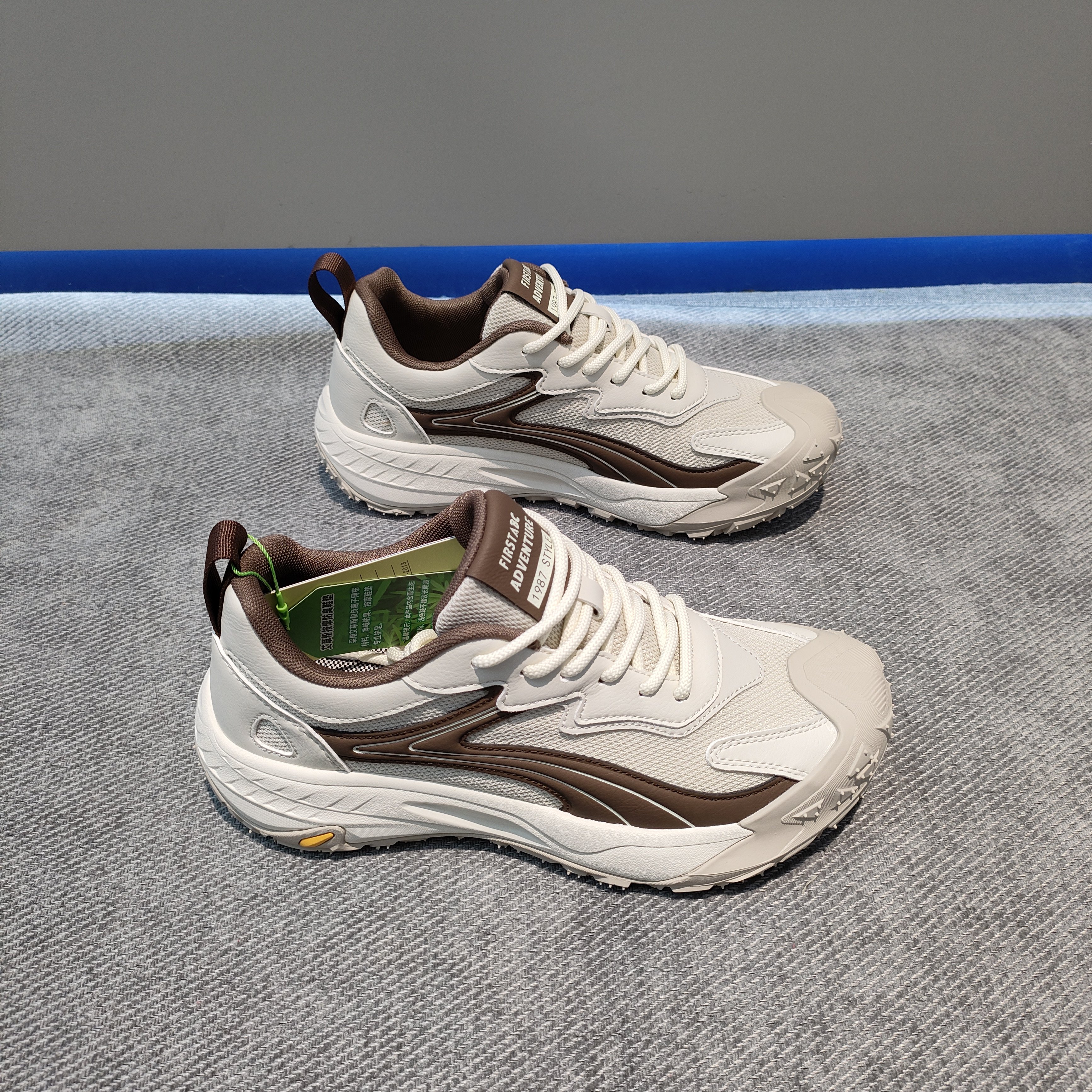 男鞋2026春夏新款拼色欧货网红爆款防滑耐磨透气吸汗时尚登山鞋潮,流行男鞋,健步鞋,淘宝优惠券,粉丝福利购,淘宝优惠卷