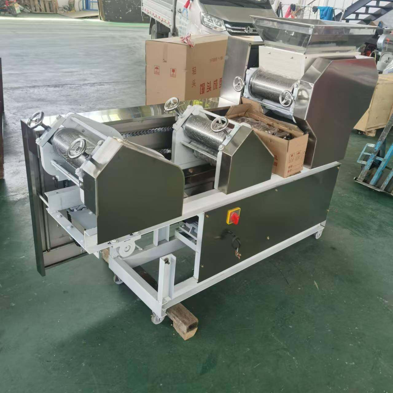 粗细面条机猪肉鸡鸭肉切丁机多少钱大蒜黄姜打浆机