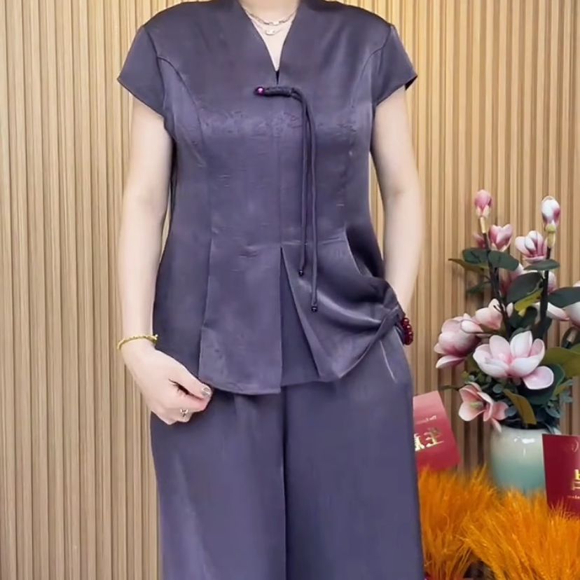 夏季盘扣暗纹V领坎袖醋酸两件套遮肉显瘦休闲年轻时尚妈妈夏套装