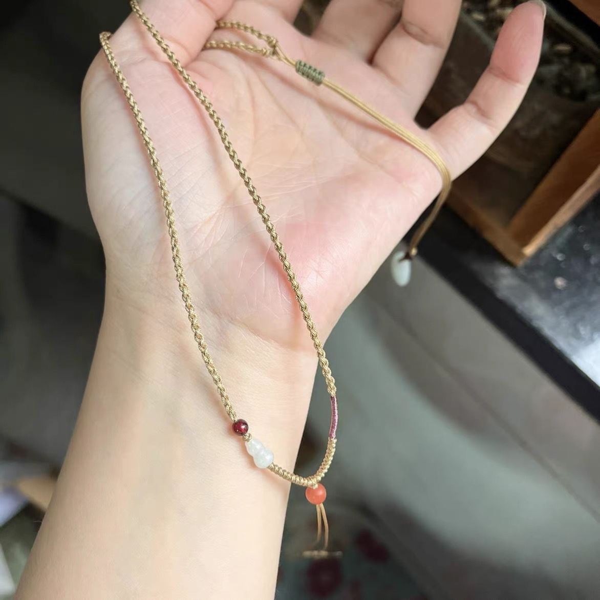 金锁吊坠挂绳手工编织项链绳锁骨链女和田玉碧玉绿松百搭小众ins
