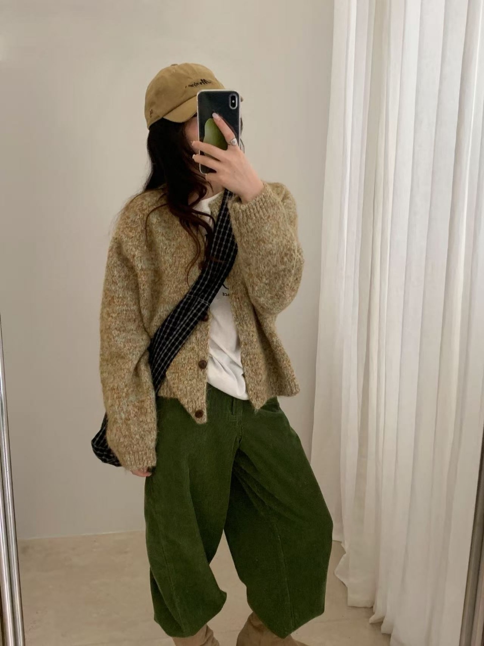高级感花毛线圆领贴布羊毛针织开衫女秋冬新款宽松杂色毛衣外套厚