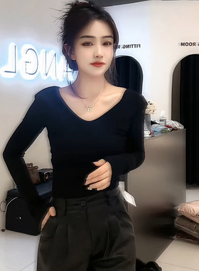 2026年春季新款时尚V领修身显瘦气质减龄打底衫女长袖T恤短0111r