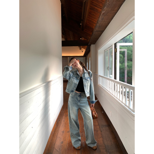 女早秋宽松休闲直筒阔腿长裤 复古浅蓝高腰牛仔裤 潮流先锋 辰米范