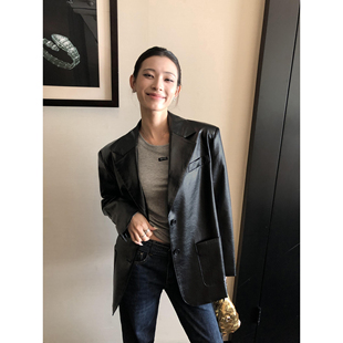外套 气质pu皮衣女廓形宽松复古休闲显瘦西装 辰米范 现货7.5折
