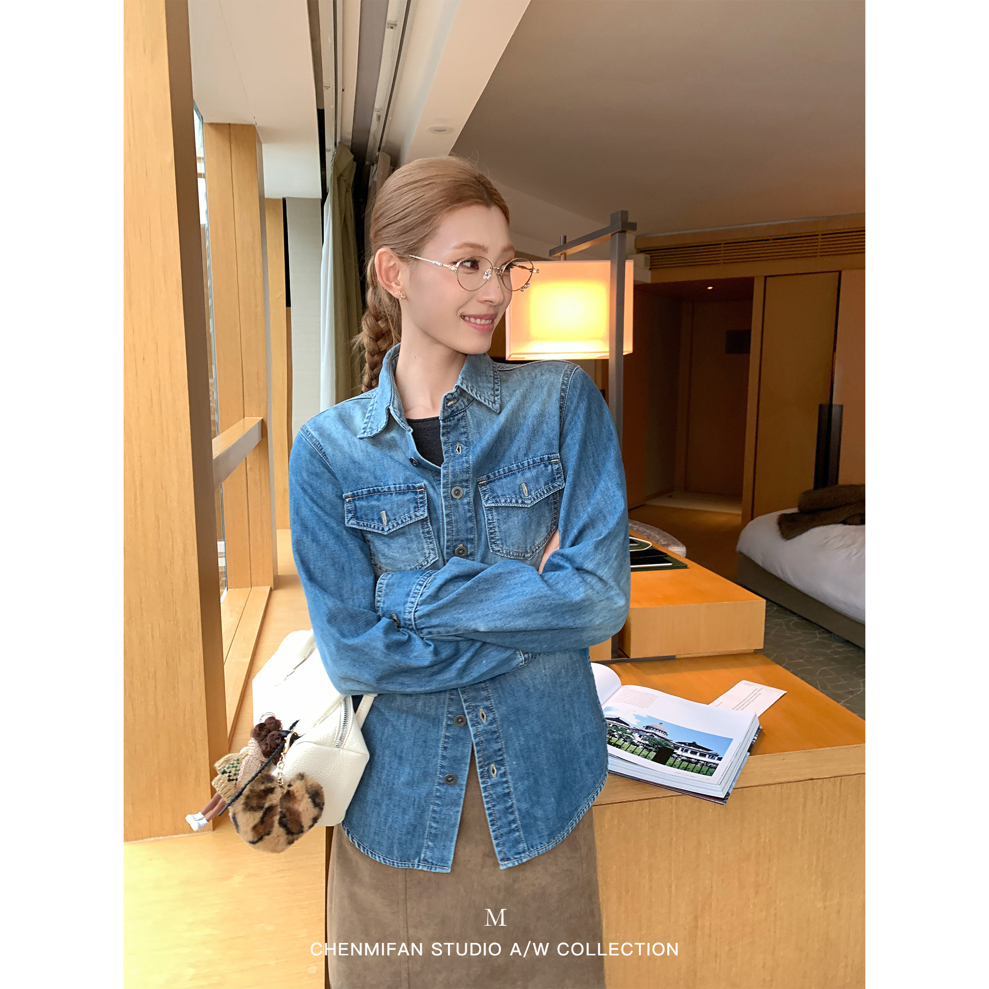 辰米范 穿搭任意门 复古水洗蓝翻领牛仔衬衫女宽松内搭叠穿衬衣