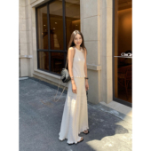 辰米范 莱赛尔镂空半身裙套装 黑色挂脖吊带上衣女无袖 背心两件套