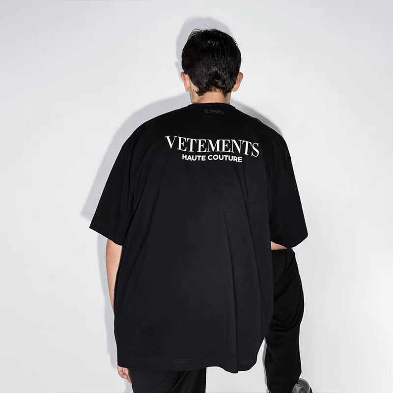 МИНИМАЛИСТИЧНАЯ декларация VETEMENTS, слоган VTM, свободная повседневная футболка с круглым вырезом и короткими рукавами для пар мужчин и женщин Изображение 1
