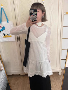 清淡蕾丝宽幅拼接下摆叠穿打底吊带连衣裙 白开水