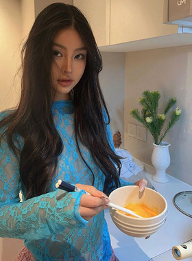 现货！高级定制 蓝色花朵钩花打底衫