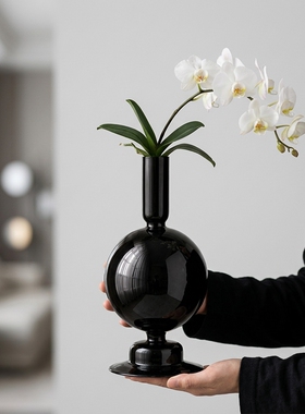 现代简约黑色陶瓷球形花瓶摆件