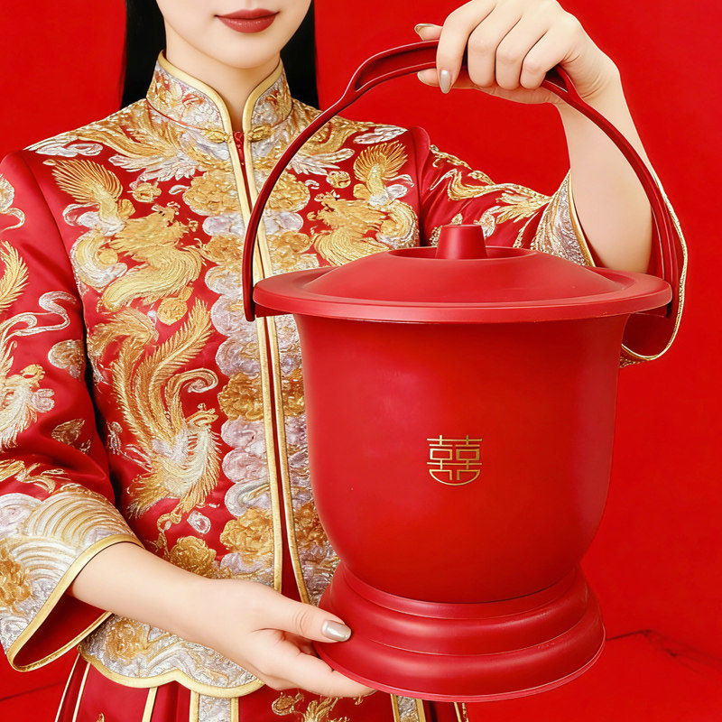 红色痰盂高脚婚庆用品结婚红马桶子孙桶新娘陪嫁大人儿童尿桶老人
