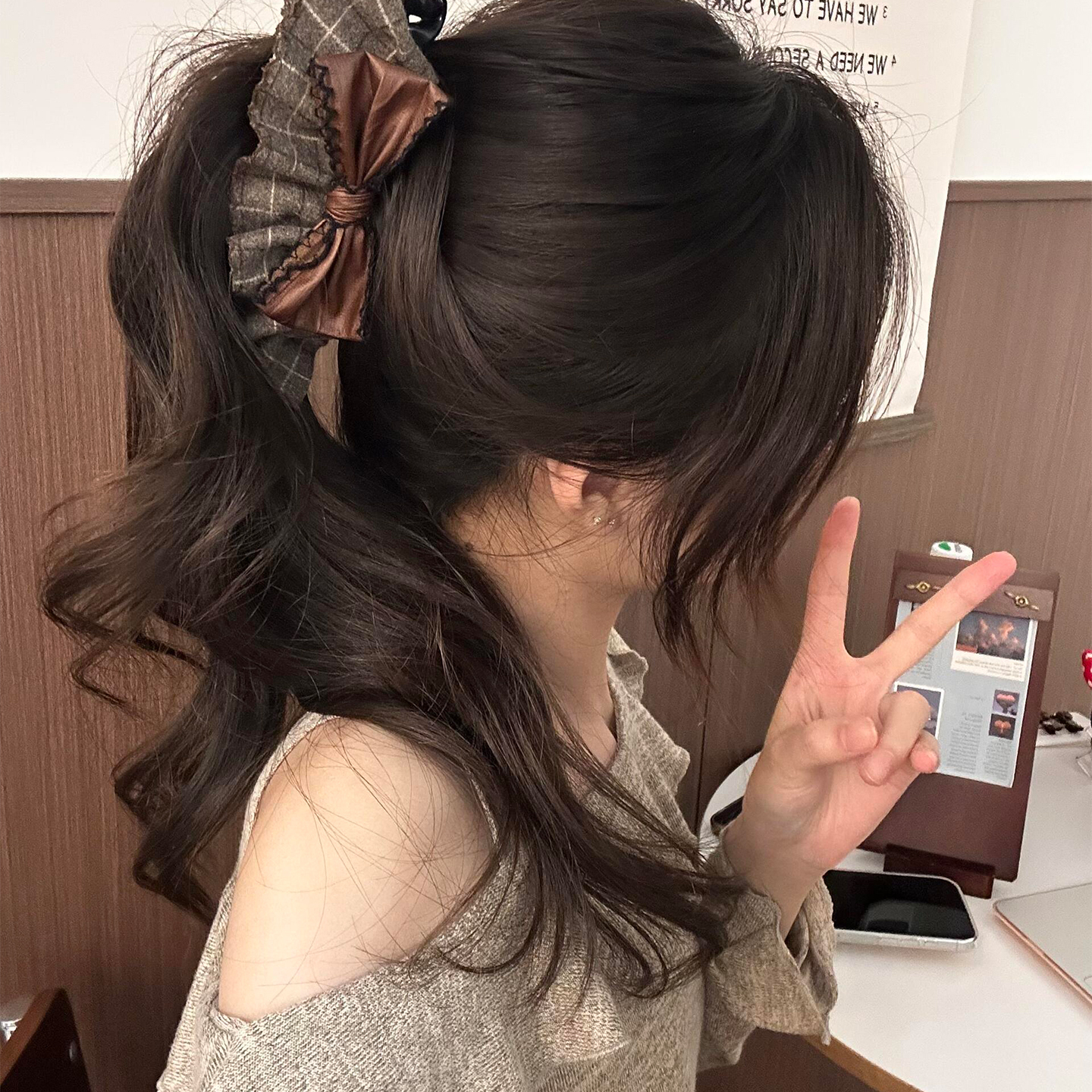 可露丽香蕉夹高级感后脑勺盘发夹