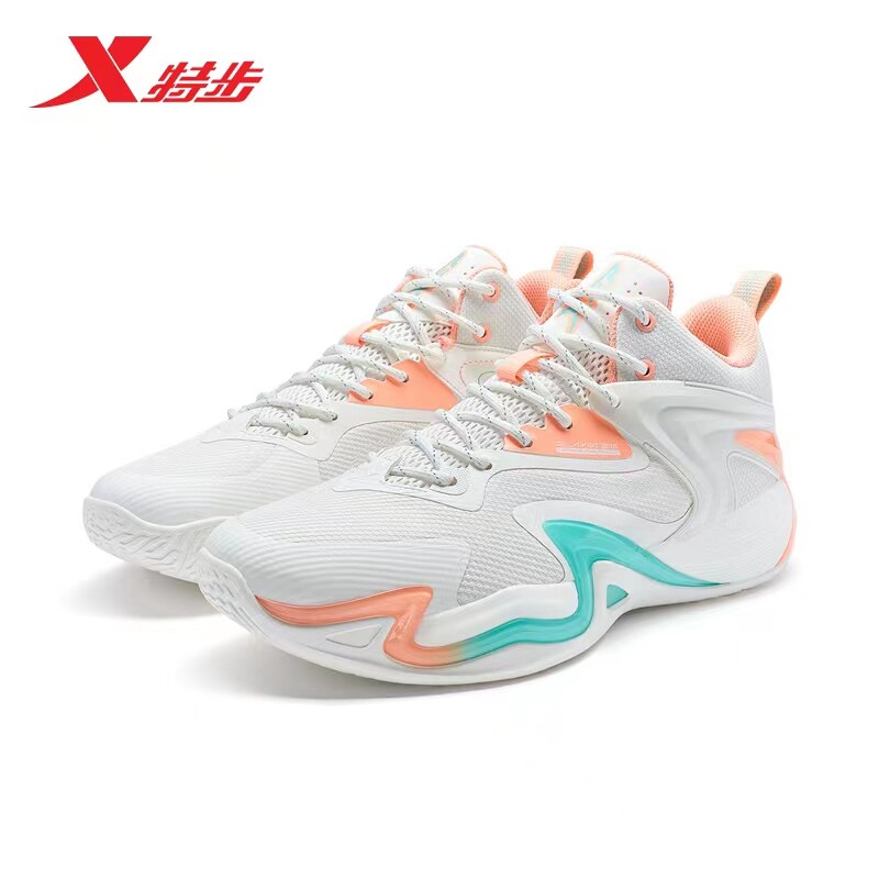 防滑篮球鞋特步耐磨中帮男子系带