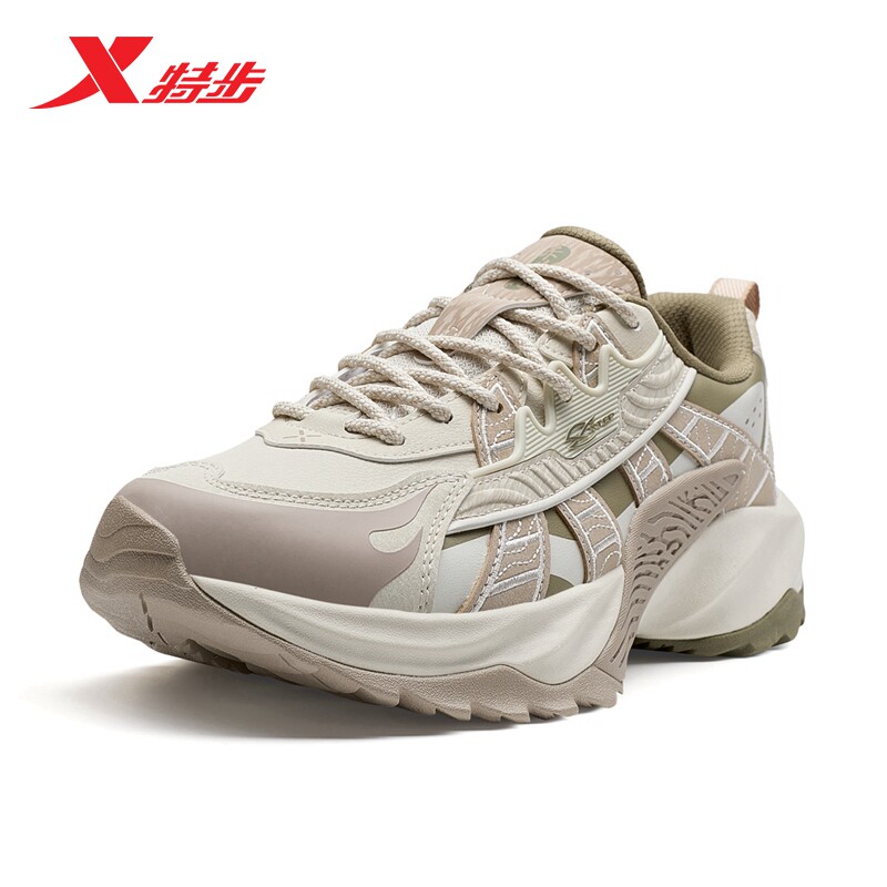 特步赤焰5.0男鞋老爹鞋2025冬季新款防滑耐磨运动鞋 976419320046