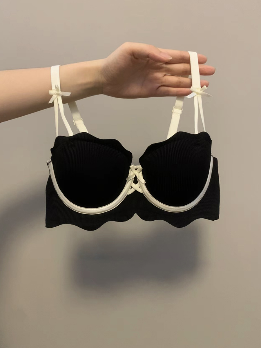 法式甜美内衣女小胸聚拢显大性感纯欲风收副乳防下垂上托文胸套装