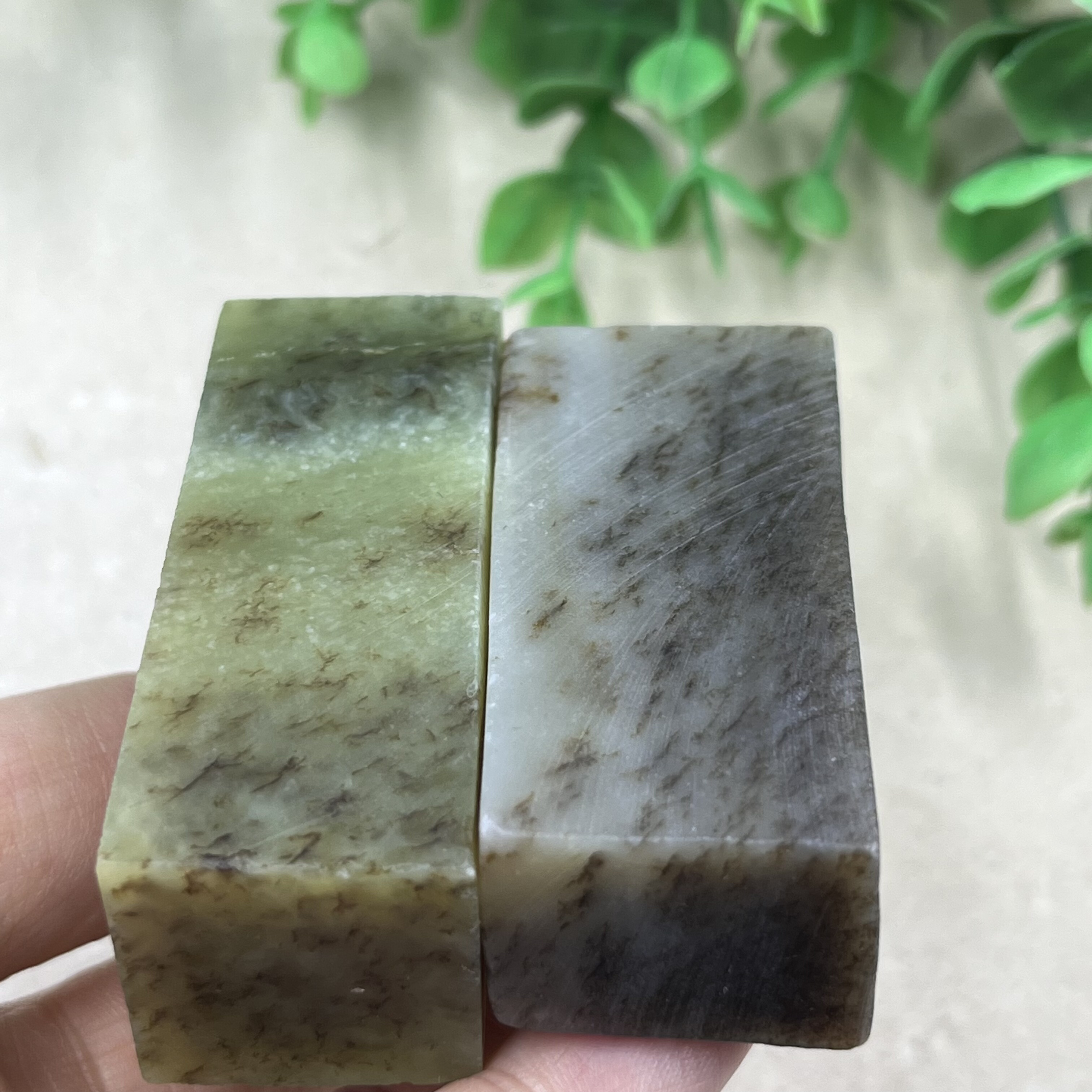 2件价新疆和田玉糖玉印章把件边角料玉石料DIY吊坠下脚料包邮t