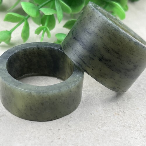 2件价新疆和田玉青花籽圆环车挂件边角料圆圈下脚料玉石料包邮t