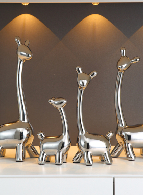 客厅电视柜装饰品摆件现代轻奢高档入户玄关装饰陶瓷创意鹿工艺品