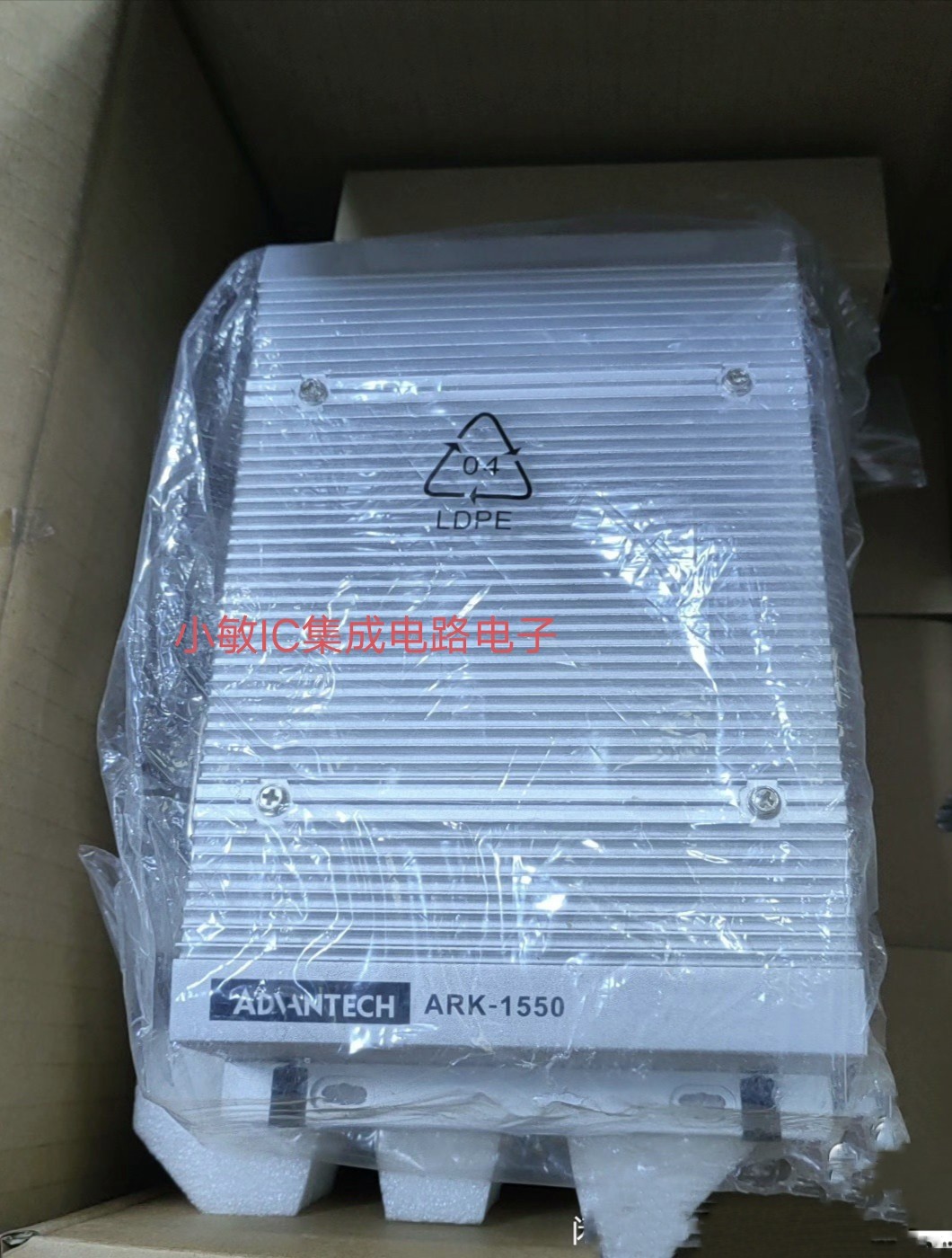 议价研华工控机ARK-1550-S6A1E 无风扇嵌入式，硬盘