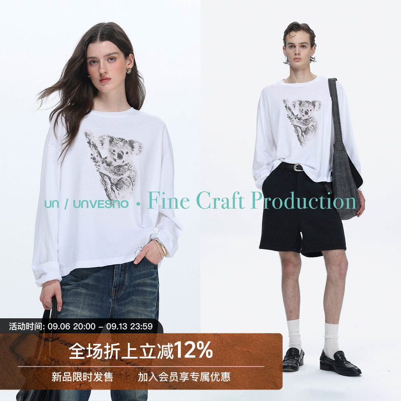 【斑驳质感】Unvesno(UN)随性休闲考拉素描印花长绒棉混纺薄长袖图片