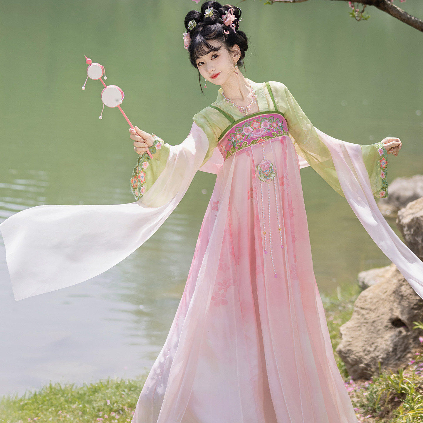 唐制汉服女春夏季齐胸襦裙