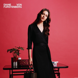 DVF曜石黑纯色简约七分袖 摩登针织 中长连衣裙MR49E00 小黑裙