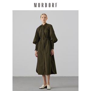 MORDORF收腰灯笼袖连衣裙女2026春季新款过年战袍高级感打底长裙