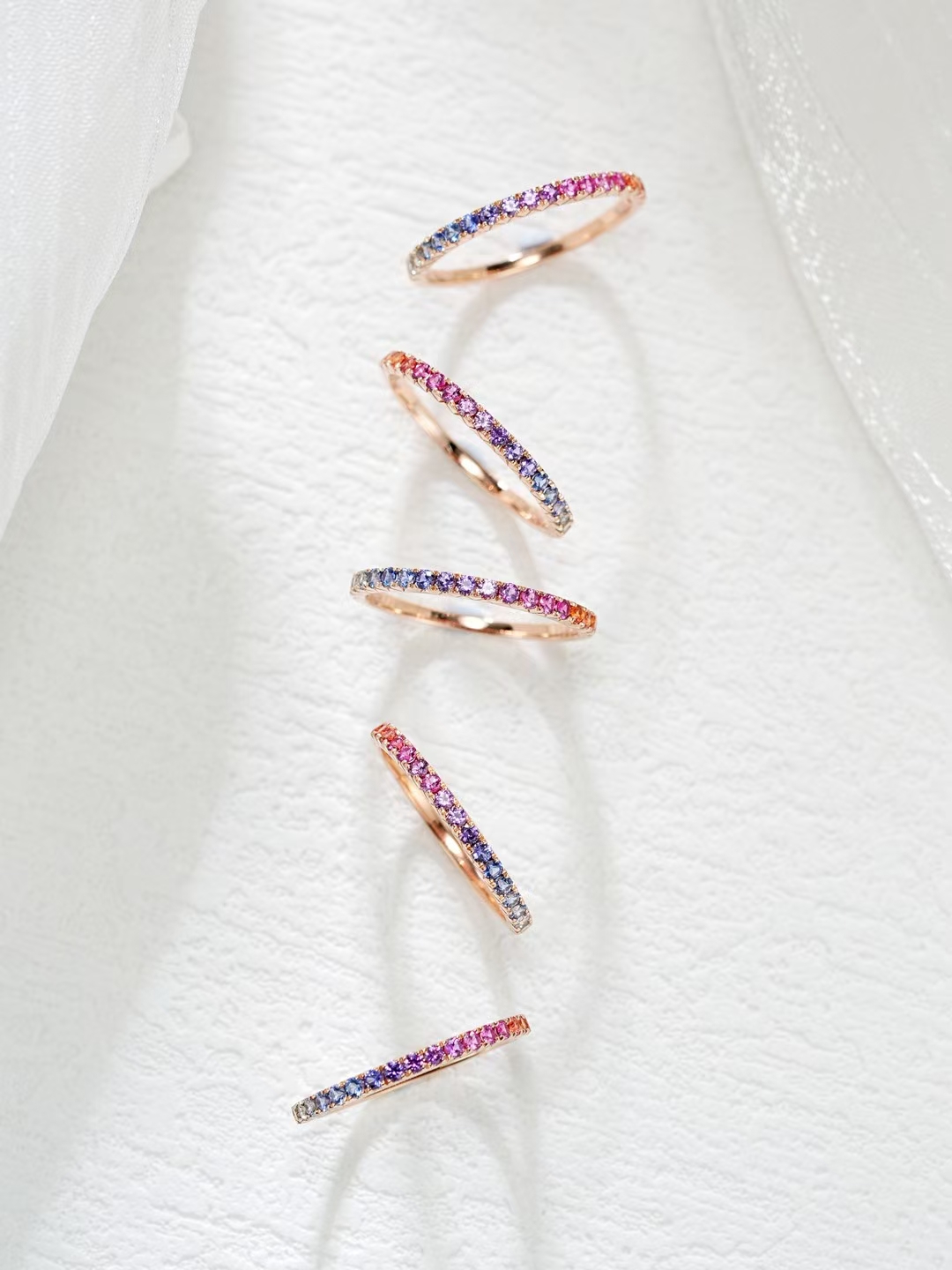 【浮若瑞尔珠宝】天然彩宝18k金排镶尾戒叠戴超细金戒指