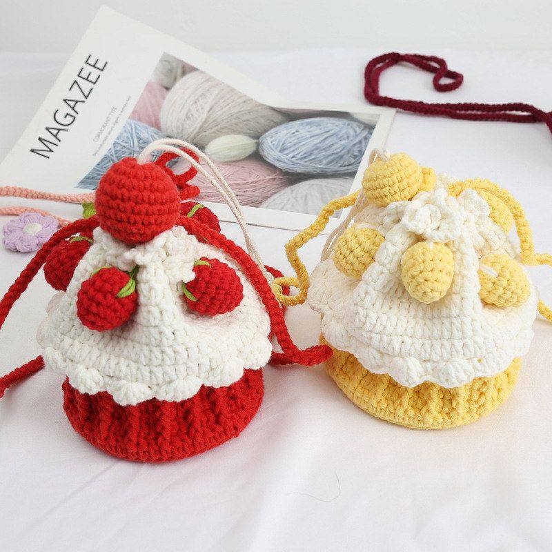 千饰佳缘毛线编织斜挎零钱包 甜美女生草莓蛋糕包成品支,箱包皮具/热销女包/男包,编织包,淘宝优惠券,粉丝福利购,淘宝优惠卷