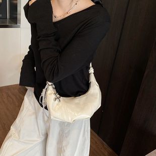 包包2025新款 小众质感腋下包女式 简约饺子包百搭单肩斜挎牛角包