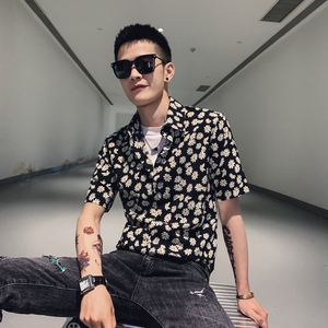 碎花短袖衬衫男夏季薄款痞帅衬衣韩版潮流百搭小雏菊男士寸衫外套