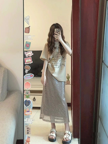 盐系轻熟纯欲风高级感辣妹