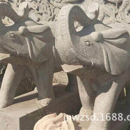 云南哪里出售门口摆放石雕象广西花岗岩石料大象多少钱