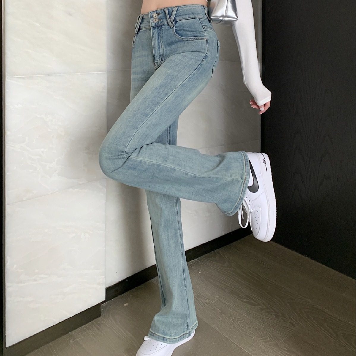 御美人浅色微喇牛仔裤女2026春季新款高腰显瘦裤子小个子弹力喇叭