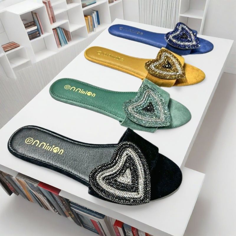 women ladies shoes slippers平底一字拖凉鞋女夏外穿高级感2025