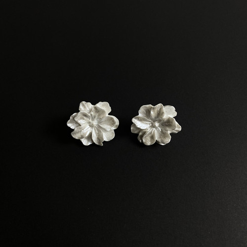 Vintage古著 【Rising Flowers】耳饰.白